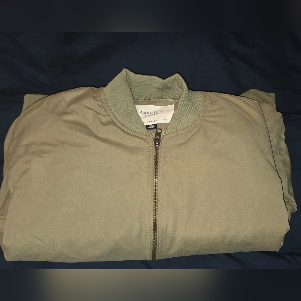 American Eagle Outfitters Green Bomber Jacket Sz L - Picture 4 of 4